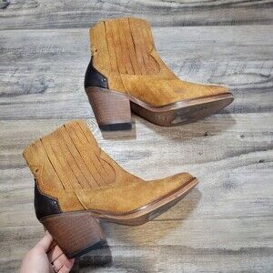 2/30 Muss & Cloud leather suede heeled boots